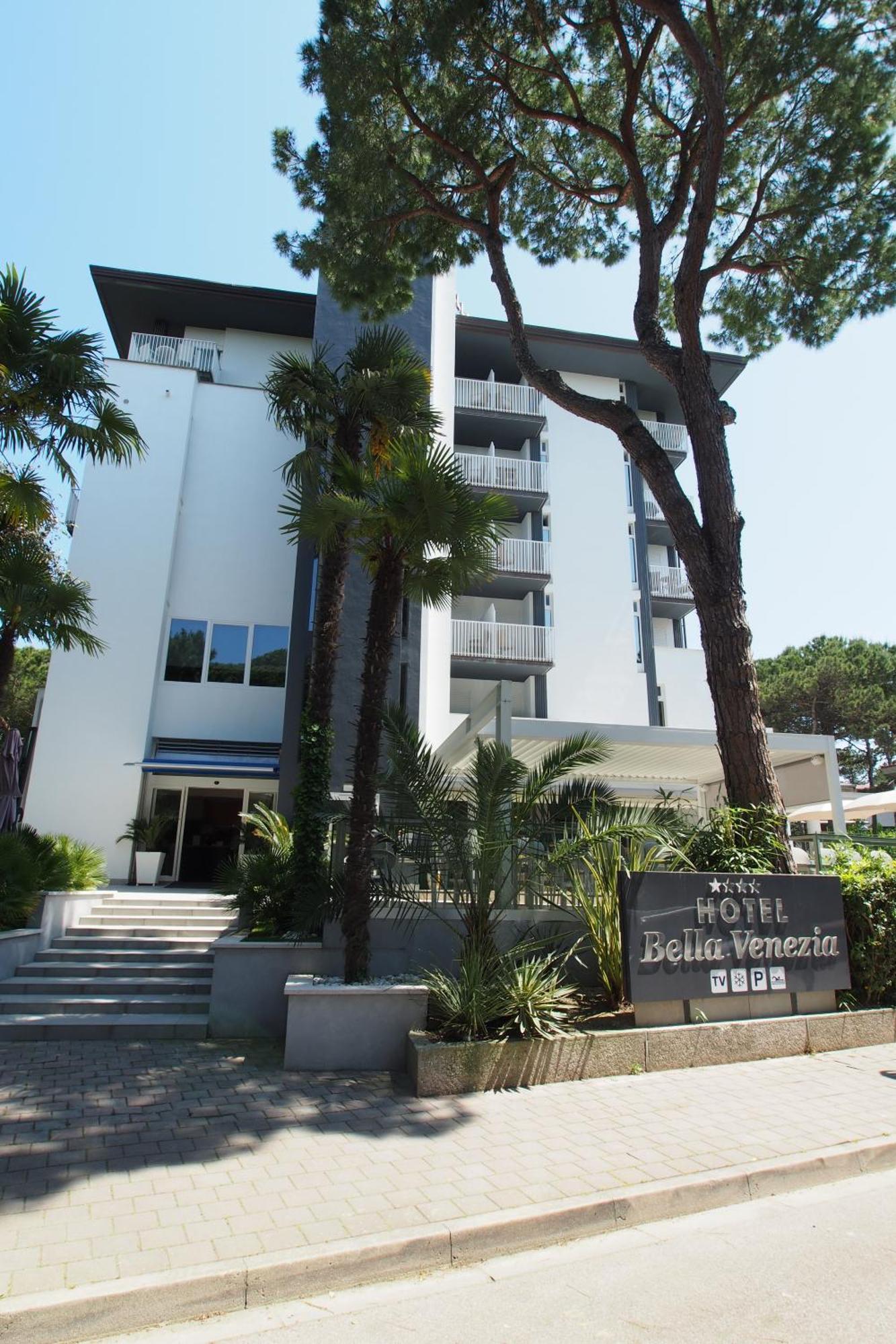 Hotel Bella Venezia Mare Lignano Sabbiadoro Exterior photo