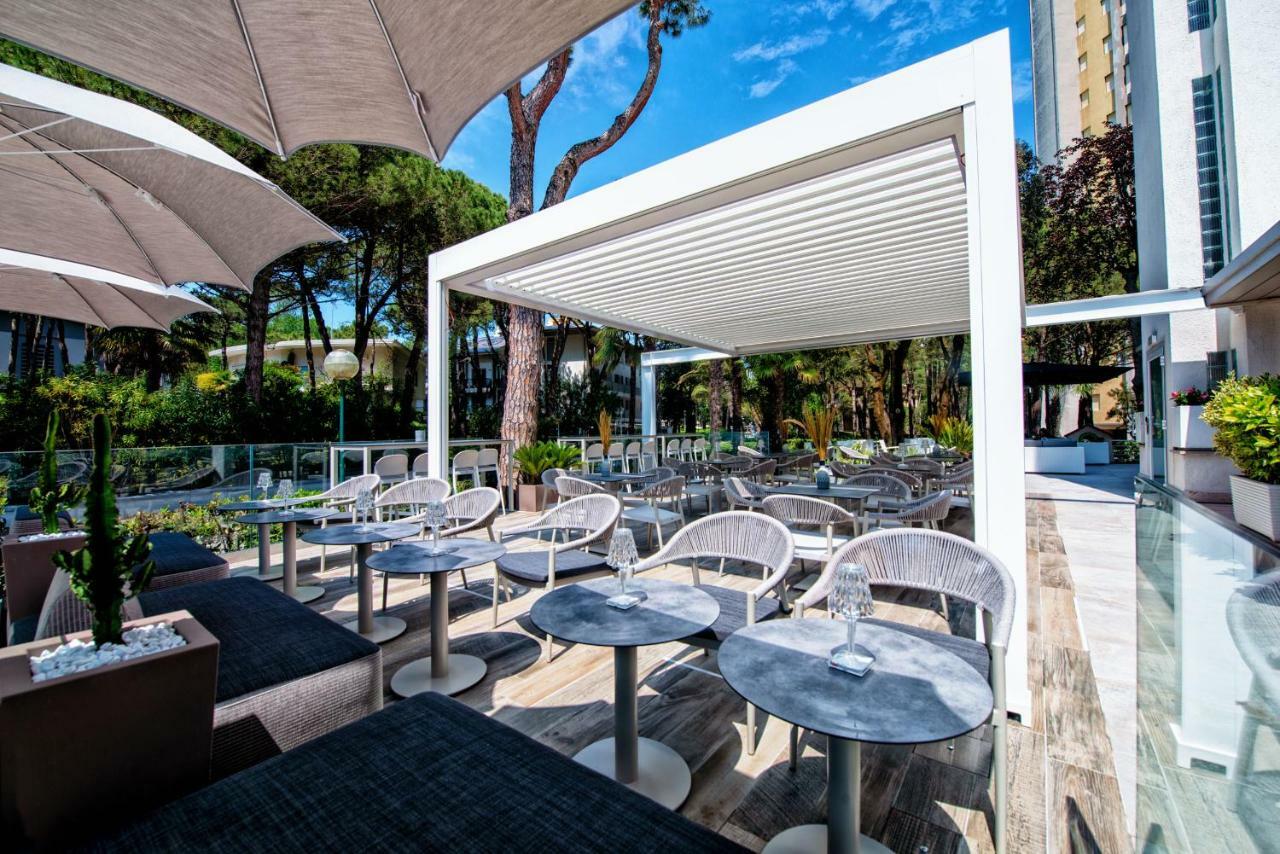 Hotel Bella Venezia Mare Lignano Sabbiadoro Exterior photo