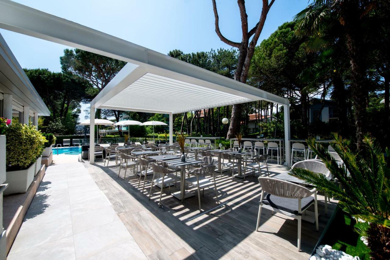 Hotel Bella Venezia Mare Lignano Sabbiadoro Exterior photo